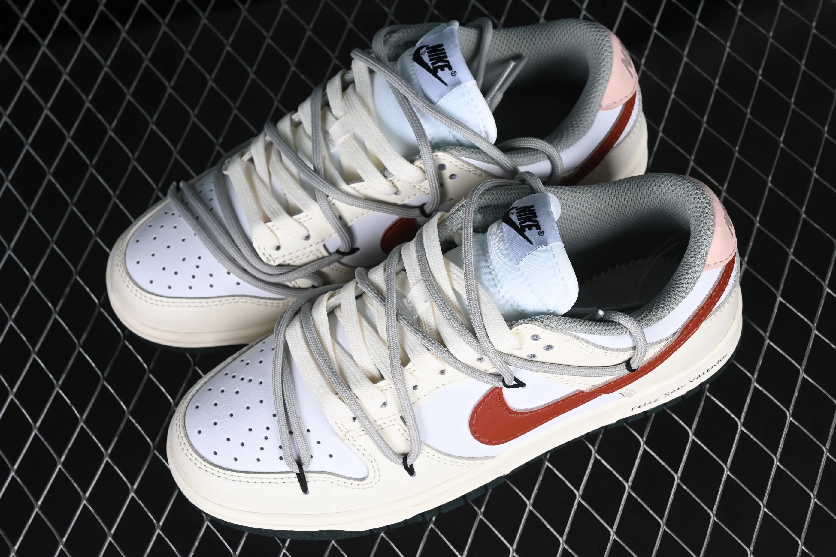 All categories Nk SB Dunk series Nk SB Dunk Low low-top sneakers Nk Dunk Low Retro customized version of deconstructed strappy low-top casual sneakers DD1503-117